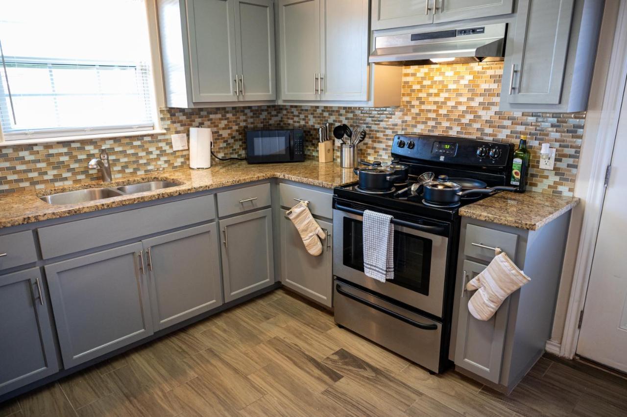 Fabulous King Size Bed In A Gated Neighborhood! Διαμέρισμα Edinburg Εξωτερικό φωτογραφία