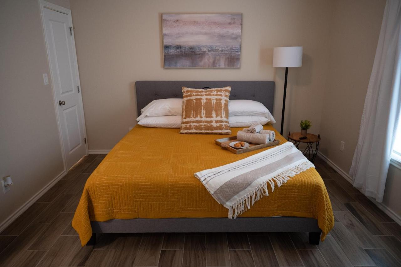 Fabulous King Size Bed In A Gated Neighborhood! Διαμέρισμα Edinburg Εξωτερικό φωτογραφία